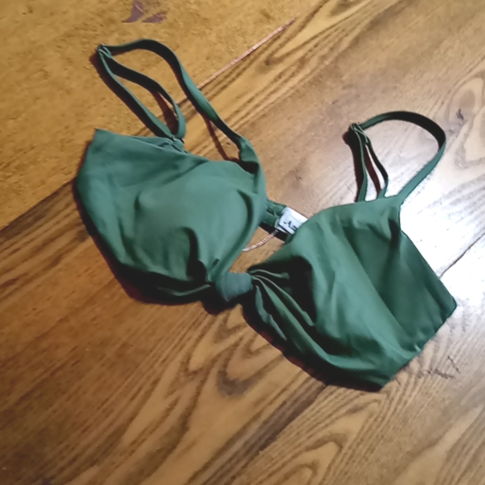 Andie Womens Bikini The Santori Top GREEN Medium TRIANGLE Swim Vacation Beach